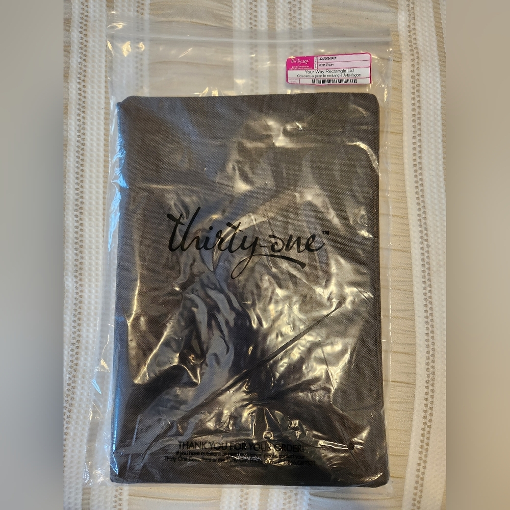 Thirty-One Brown Your Way Rectangle Lid, BNWT